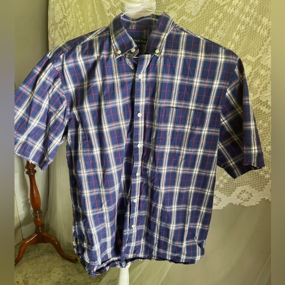 Double Pump Short Sleeve Button Up